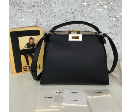 펜디 FENDI 피카부 에센셜 토트 백